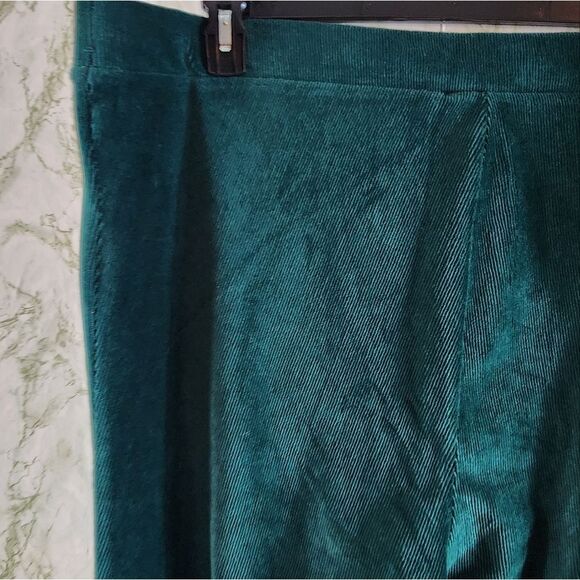 LuLaRoe Soft Green Ribbed Leggings - Picture 8 of 14